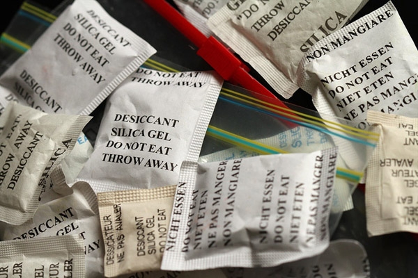 Silica gel sachets